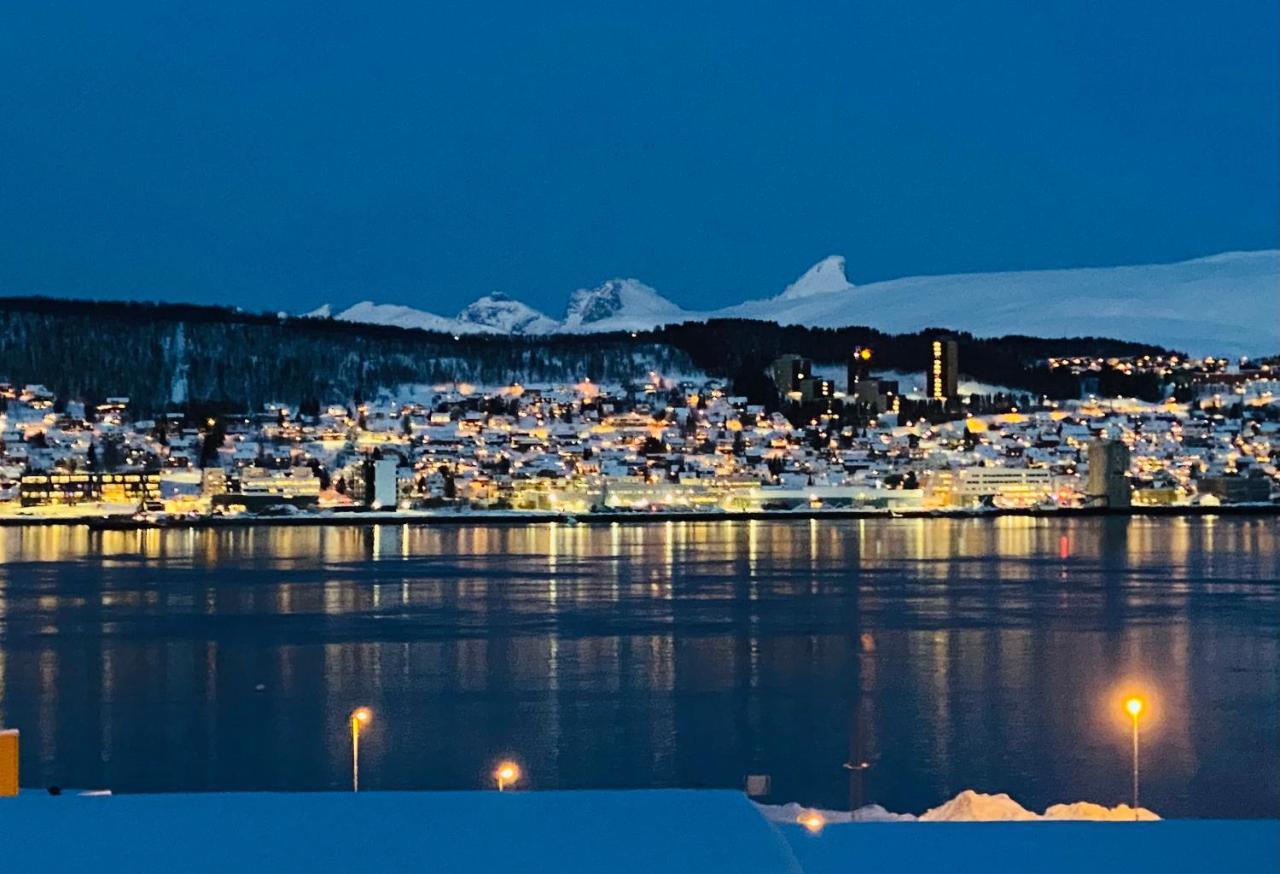 Apartamento Polar Arctic View - Free Parking! Tromsø Exterior foto