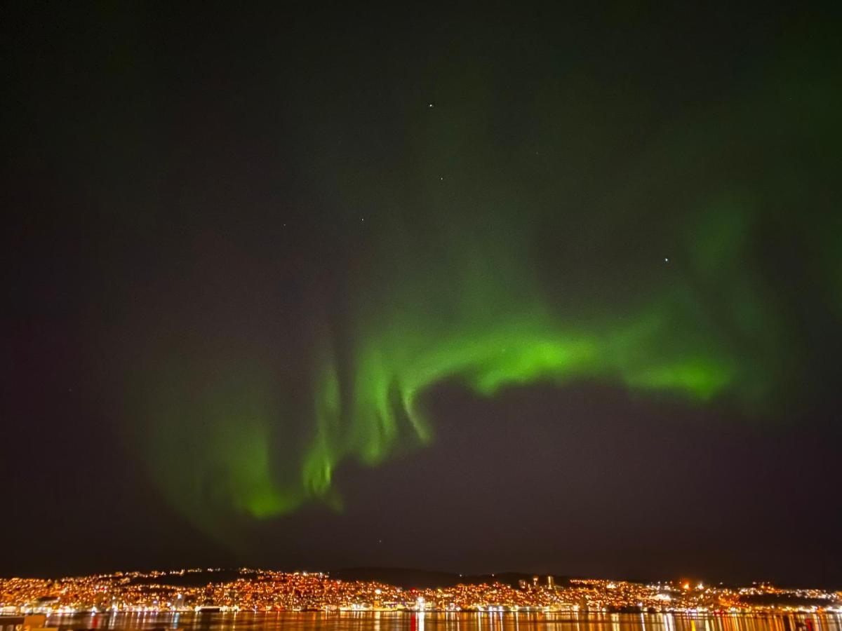 Apartamento Polar Arctic View - Free Parking! Tromsø Exterior foto